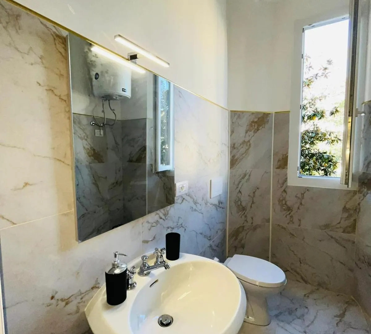 Best Bnb Oriani Florens Italien